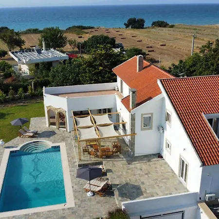 Eos Villa *