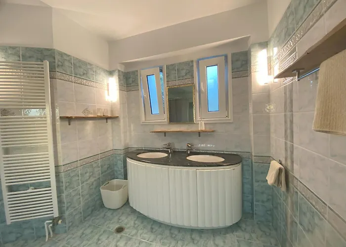 Eos Villa Kalavárda